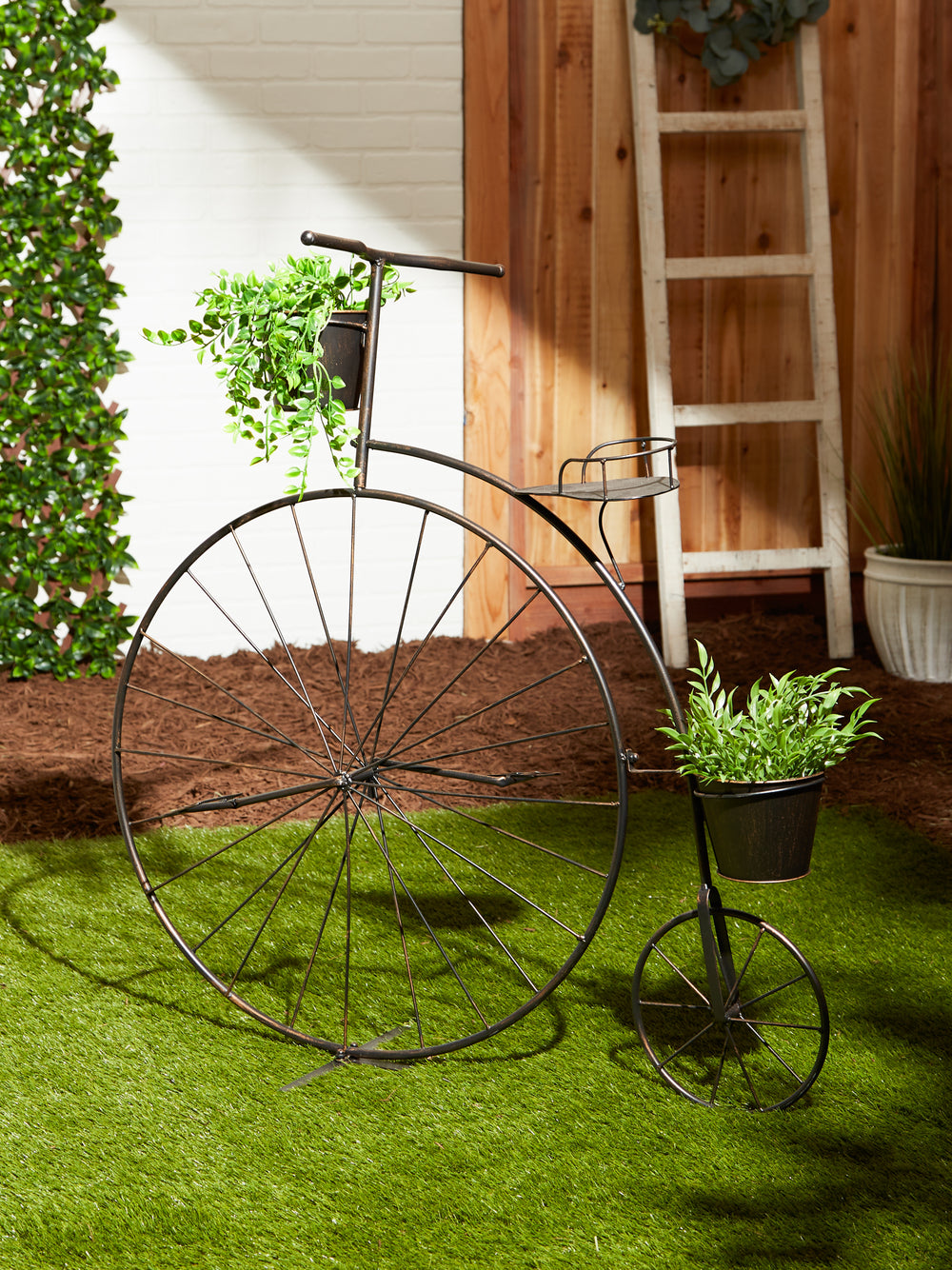 Old-Fashioned Bicycle Plant Stand