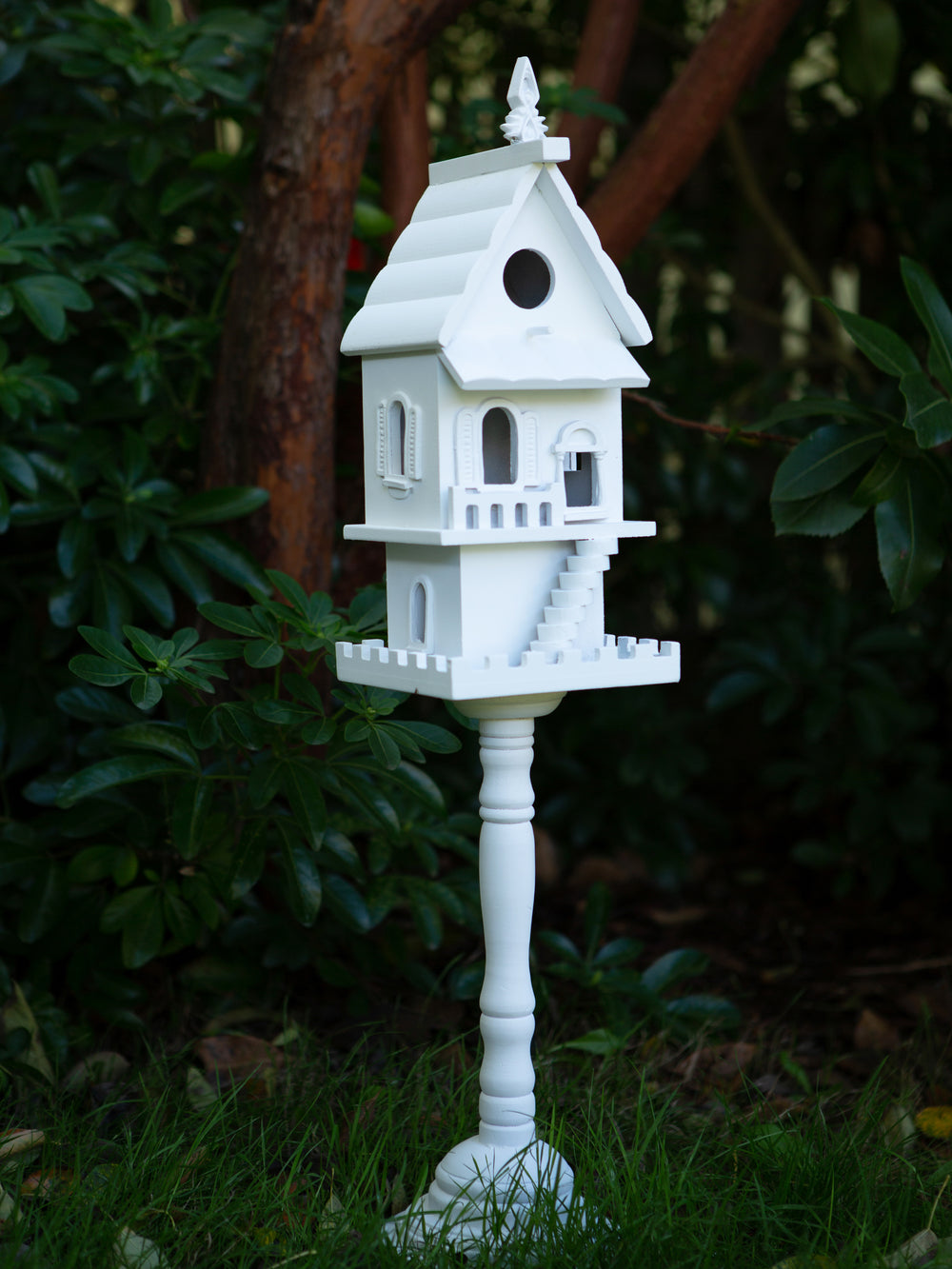 Two Story Pedestal Birdhouse