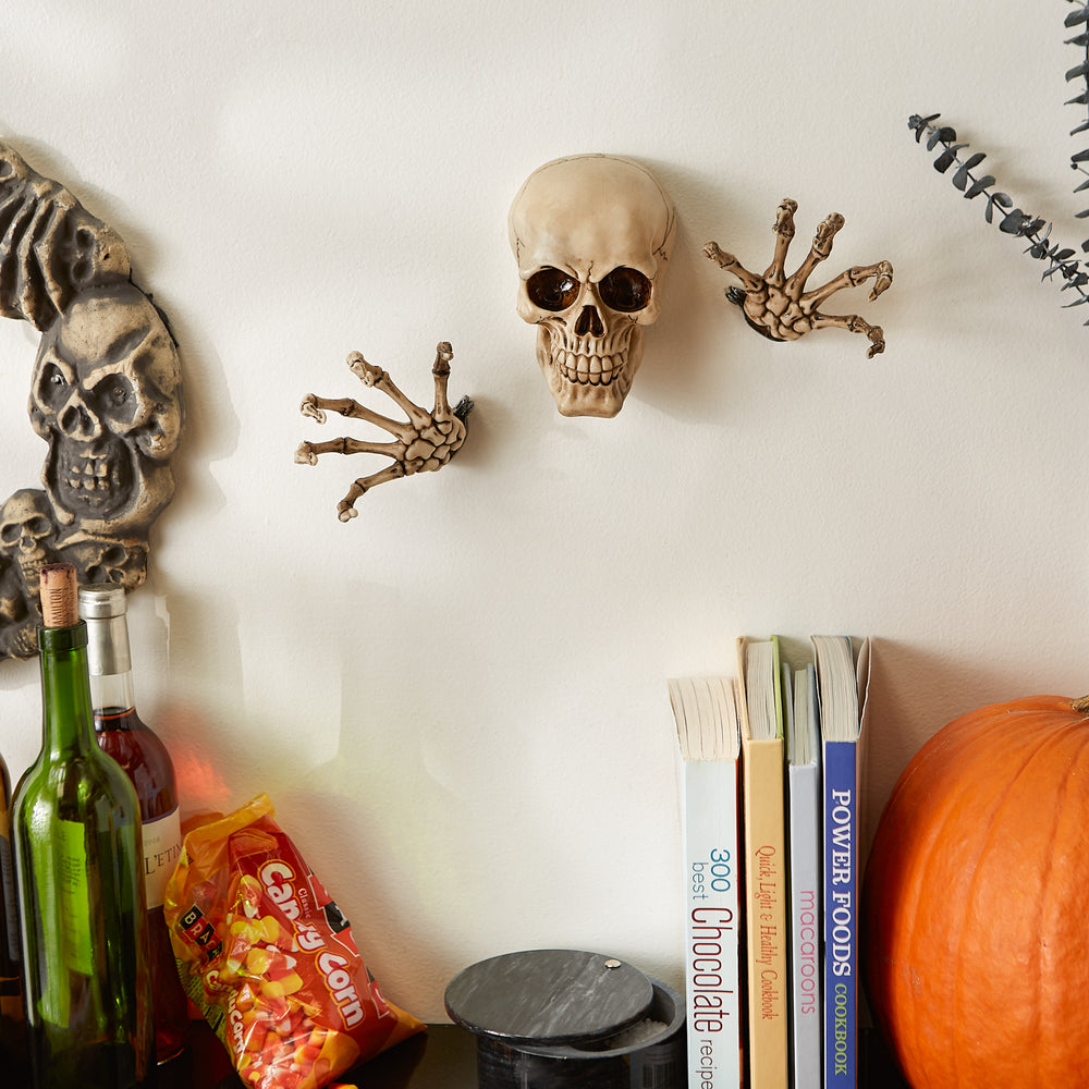 Skeleton Wall Decor Set