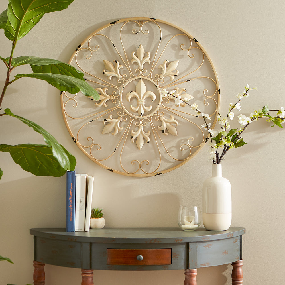 Circular Fleur De Lis Wall Decor