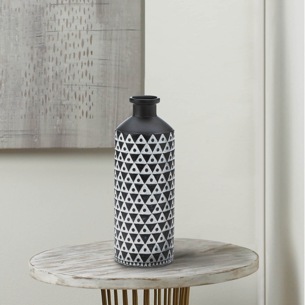 Mazara Black & White Vase