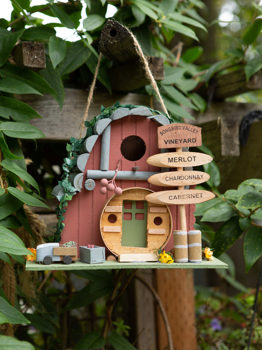 Vintage Winery Birdhouse